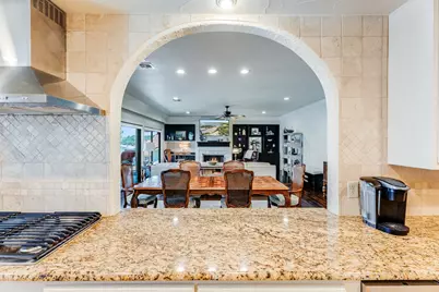 5623 Thunderbird Court, Granbury, TX 76049 - Photo 18