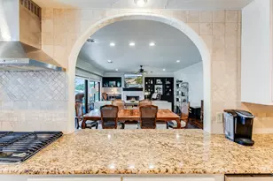 5623 Thunderbird Ct, Granbury, TX 76049 - Photo 18