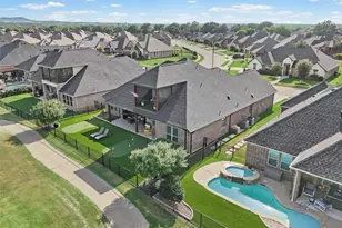 104 Spieth Ct, Granbury, TX 76048 - Photo 32