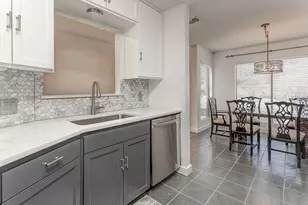 2633 McCart Ave, Fort Worth, TX 76110 - Photo 4