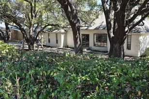 1909 Dakar Rd E, Fort Worth, TX 76116 - Photo 2