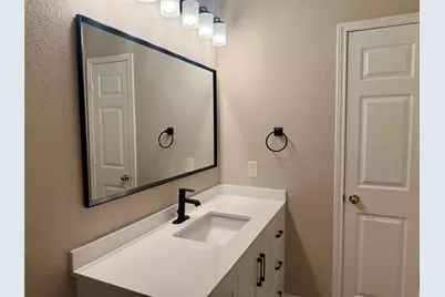 2113 Fountain Drive, Lewisville, TX 75067 - Photo 8