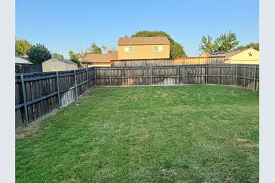 2113 Fountain Drive, Lewisville, TX 75067 - Photo 18