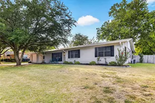 807 W Elizabeth Dr, Robinson, TX 76706 - Photo 6