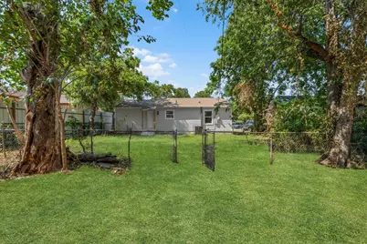 3454 Moberly Street, Fort Worth, TX 76119 - Photo 22