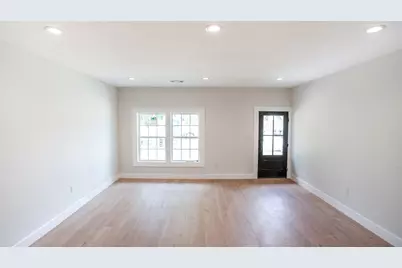 305 W Oak, Olney, TX 76374 - Photo 8