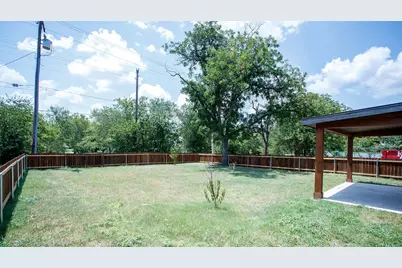 305 W Oak, Olney, TX 76374 - Photo 20