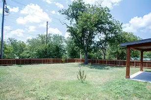 305 W Oak, Olney, TX 76374 - Photo 20