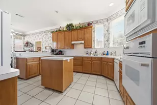 10108 Polo Park Cir, Waco, TX 76712 - Photo 6