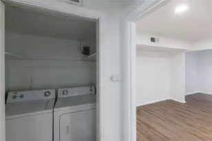 5921 Gaston Ave, Dallas, TX 75214 - Photo 14