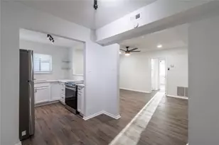5921 Gaston Ave, Dallas, TX 75214 - Photo 10