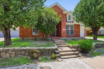 567 Southridge Way, Irving, TX 75063 - Photo 2