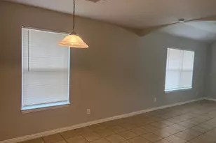 811 Edd Rd, Dallas, TX 75253 - Photo 6