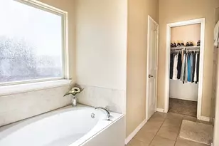 8800 Deadwood Ln, Aubrey, TX 76227 - Photo 16