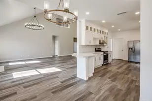1016 Telluride Dr, Arlington, TX 76001 - Photo 10