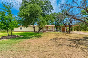 4217 Cottonwood Dr, Granbury, TX 76048 - Photo 2