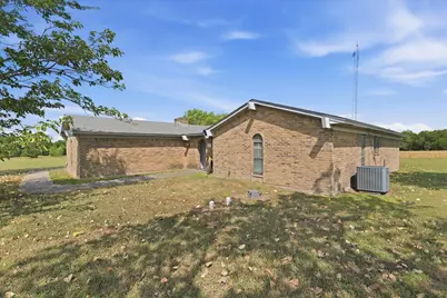 459 County Road 427, Lorena, TX 76655 - Photo 2