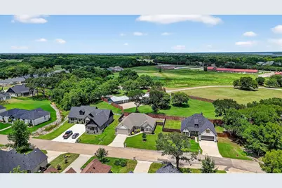 38 Lone Oak Boulevard, Pottsboro, TX 75076 - Photo 4