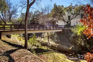9606 Glenacre, Dallas, TX 75243 - Photo 32