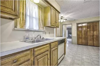 2021 Chalfont Drive, Carrollton, TX 75007 - Photo 12