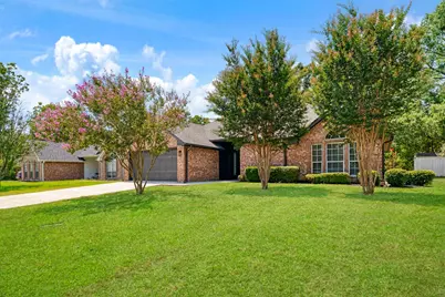 470 Chestnut Lane, Reno, TX 75462 - Photo 1