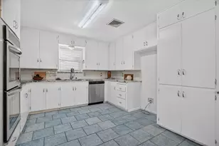 5237 Cockrell Ave, Fort Worth, TX 76133 - Photo 14