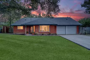 5237 Cockrell Ave, Fort Worth, TX 76133 - Photo 2