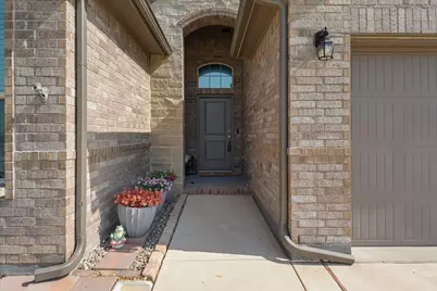 5291 Crystal Lake Avenue, Krum, TX 76249 - Photo 2