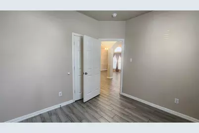 420 Misty Lane, Lewisville, TX 75067 - Photo 22