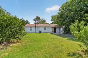 909 Rosewood Hills Dr, Garland, TX 75040 - Photo 28
