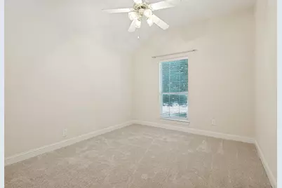828 Spring Creek Drive, Grapevine, TX 76051 - Photo 16