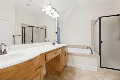 828 Spring Creek Drive, Grapevine, TX 76051 - Photo 22