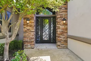 520 Queensbury Turn, Southlake, TX 76092 - Photo 2
