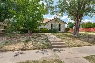 3006 Oak Ridge Pl, Grand Prairie, TX 75052 - Photo 2