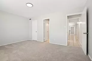 3006 Oak Ridge Pl, Grand Prairie, TX 75052 - Photo 20