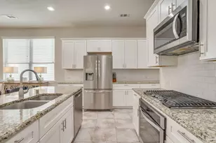 3021 Bella Lago Dr, Fort Worth, TX 76177 - Photo 18