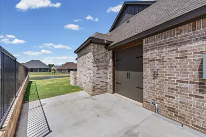6657 Pinehurst Drive, Granbury, TX 76049 - Photo 8
