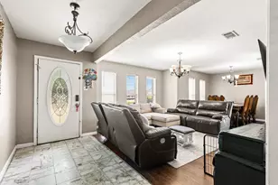1241 College Pkwy, Lewisville, TX 75077 - Photo 4