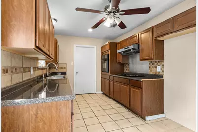 1241 College Parkway, Lewisville, TX 75077 - Photo 6