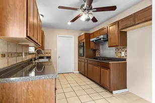 1241 College Pkwy, Lewisville, TX 75077 - Photo 6