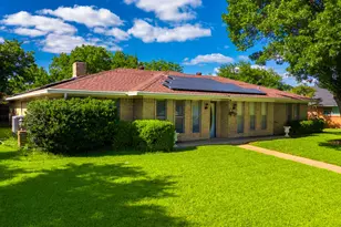 1241 College Pkwy, Lewisville, TX 75077 - Photo 2