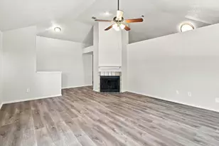 4017 Knights Bridge Dr, Rowlett, TX 75088 - Photo 8
