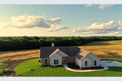1026 Cr 1610, Lone Oak, TX 75453 - Photo 2
