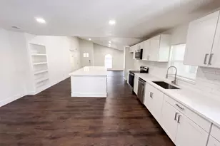 3111 Windsor Rd, Carrollton, TX 75007 - Photo 2