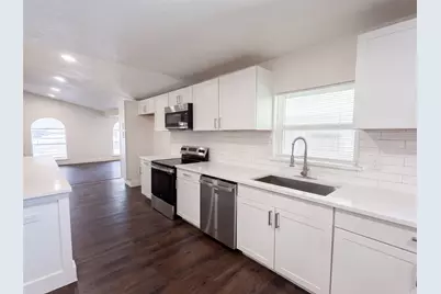 3111 Windsor Road, Carrollton, TX 75007 - Photo 6