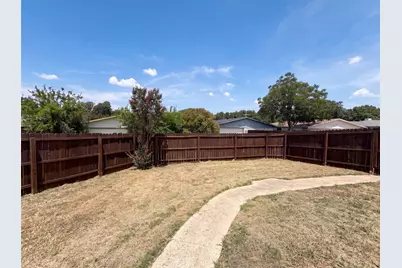 3111 Windsor Road, Carrollton, TX 75007 - Photo 18