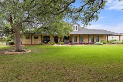 2560 Shady Oaks Circle, Glen Rose, TX 76043 - Photo 2