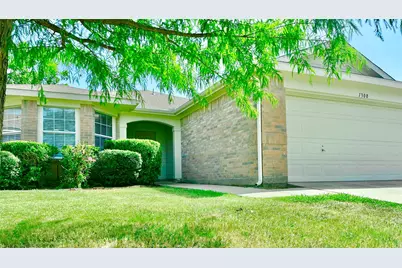 1308 Wenatchee Drive, Krum, TX 76249 - Photo 2