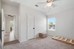 1124 Autumnwood Dr, Azle, TX 76020 - Photo 8