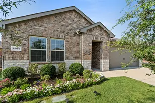 2920 Roper St, Royse City, TX 75189 - Photo 2